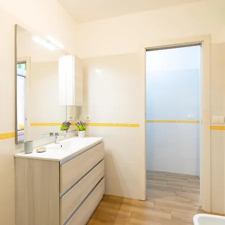 Ichnos Loft 55 דירה
